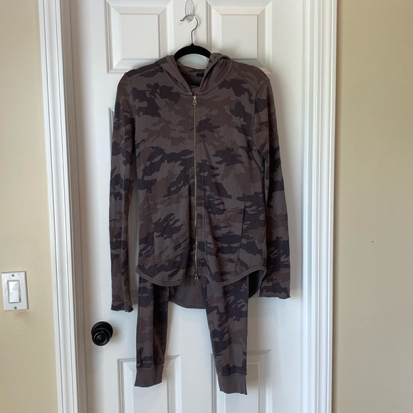 ATM Camo Hood Full Zip Sweatshirt and Jogger Pants Two Piece Set - Gray - Medium - Picture 1 of 11